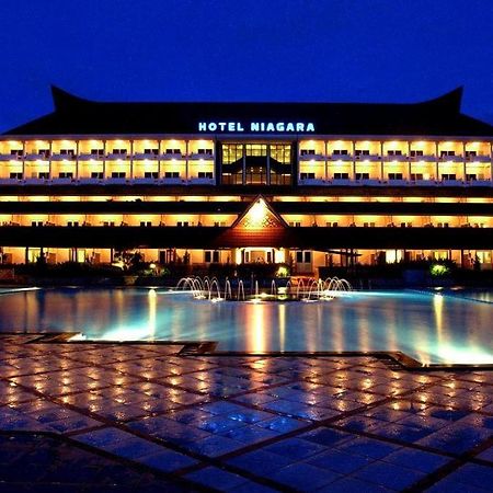 Hotel Niagara Parapat Ngoại thất bức ảnh